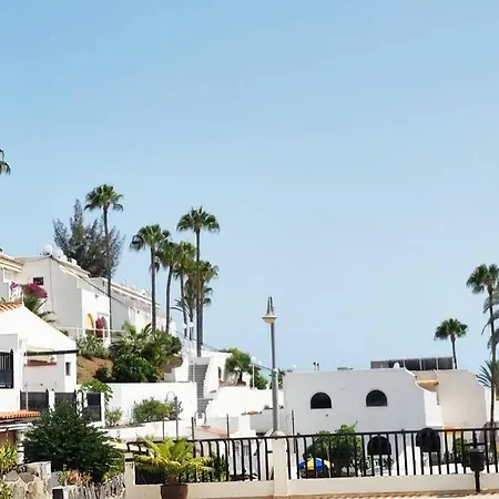Сasa de vacaciones Stylish With Sea Views *