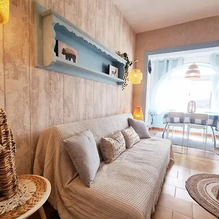 Stylish With Sea Views Сasa de vacaciones