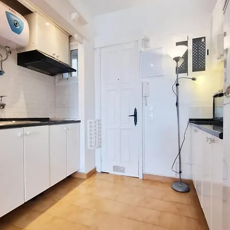 Stylish With Sea Views *