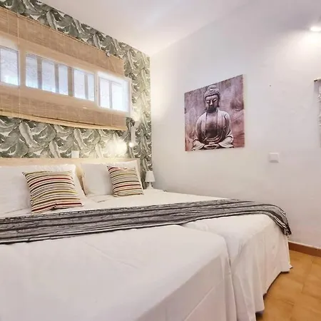 Stylish With Sea Views Prázdninový dům *