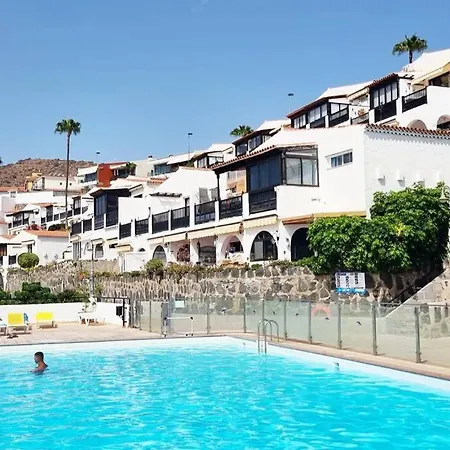 Stylish With Sea Views