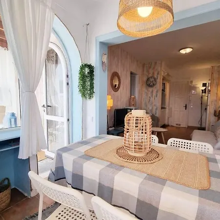 Сasa de vacaciones Stylish With Sea Views